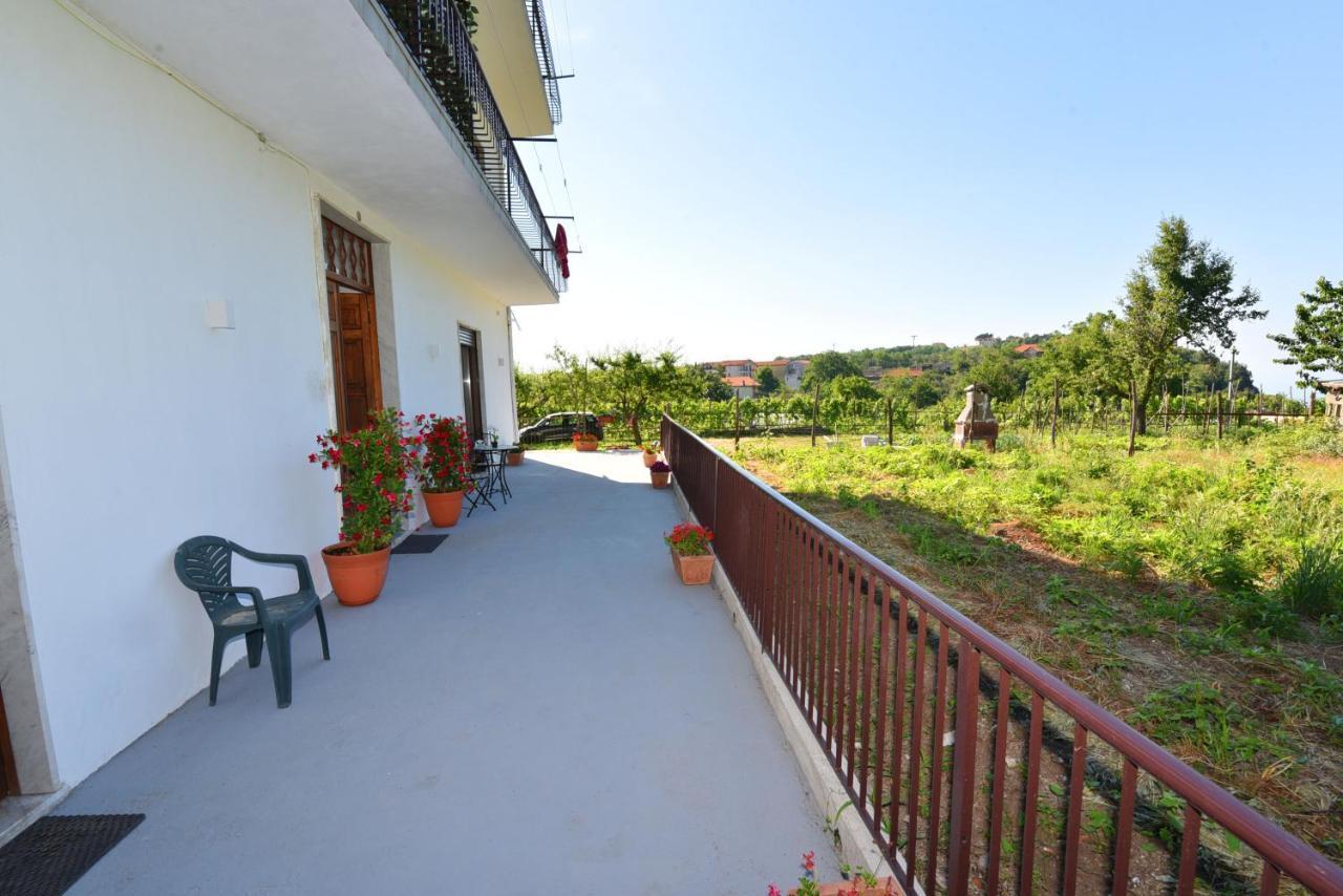 Apartamento La Terrazza Sugli Dei Pianillo Exterior foto
