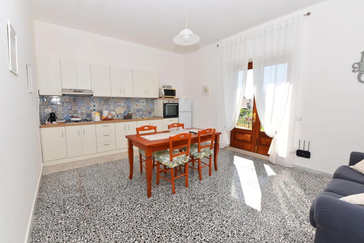 Apartamento La Terrazza Sugli Dei Pianillo Exterior foto