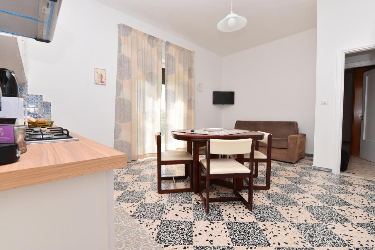 Apartamento La Terrazza Sugli Dei Pianillo Exterior foto