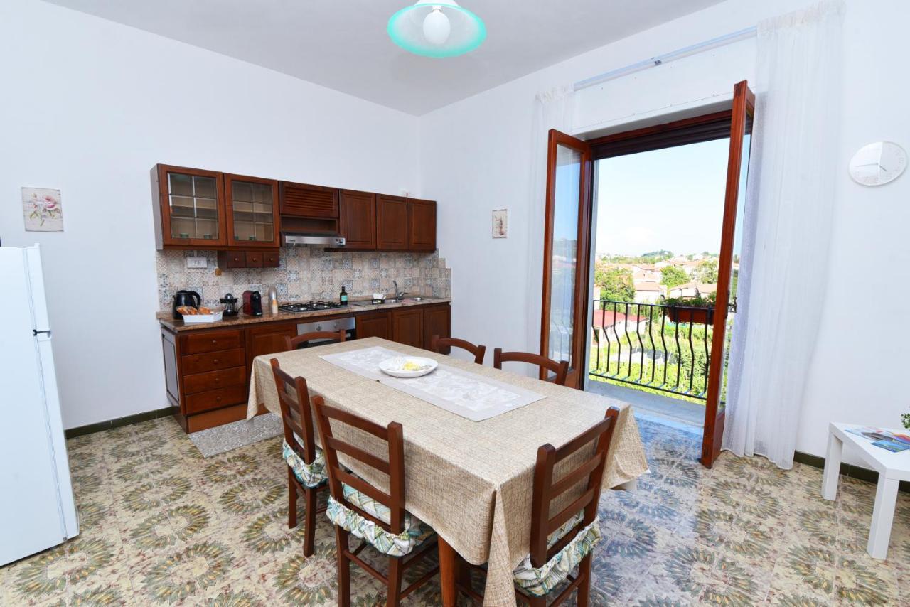 Apartamento La Terrazza Sugli Dei Pianillo Exterior foto