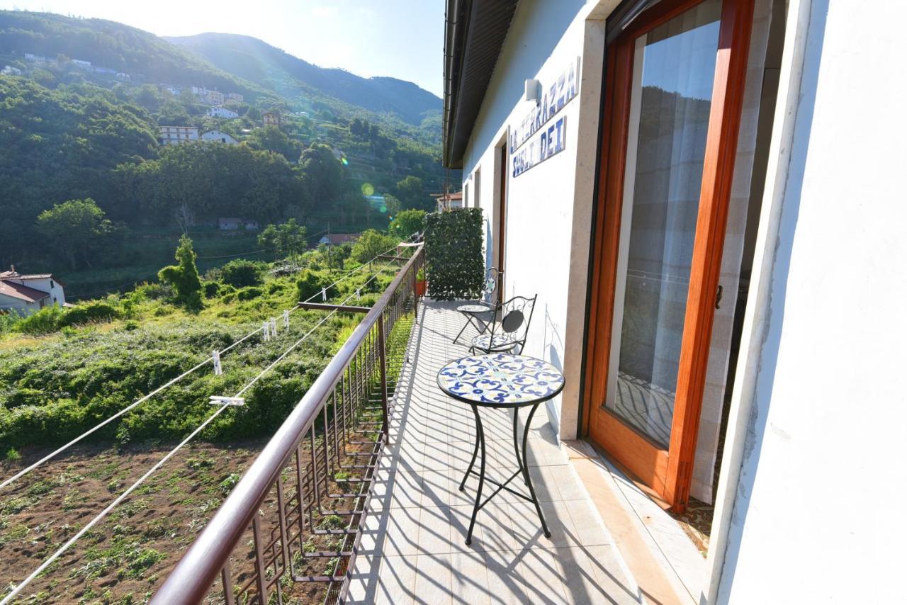 Apartamento La Terrazza Sugli Dei Pianillo Exterior foto